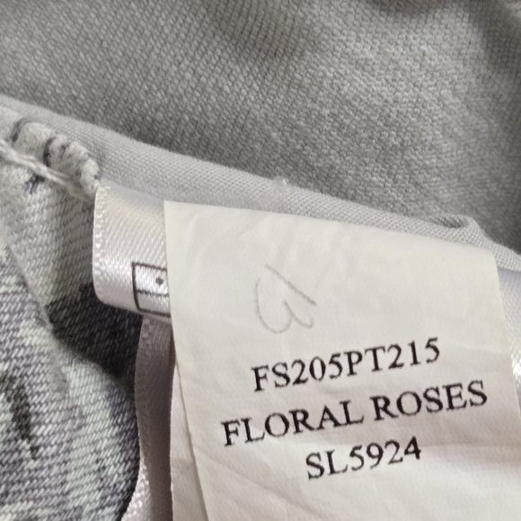 Slink Jeans Floral Roses Jean Skirt - Picture 5 of 5